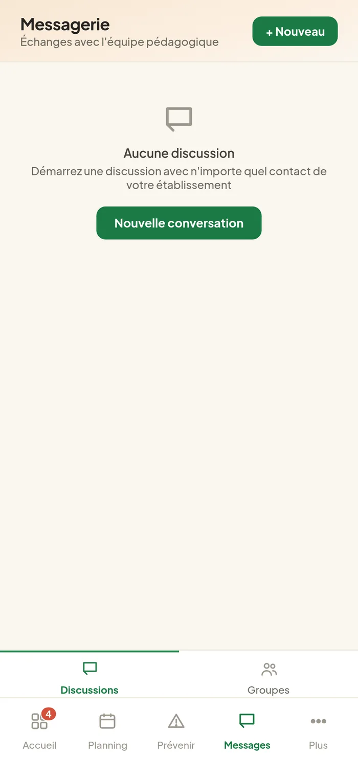 onglet Messages, une conversation ouverte avec un message vocal.
