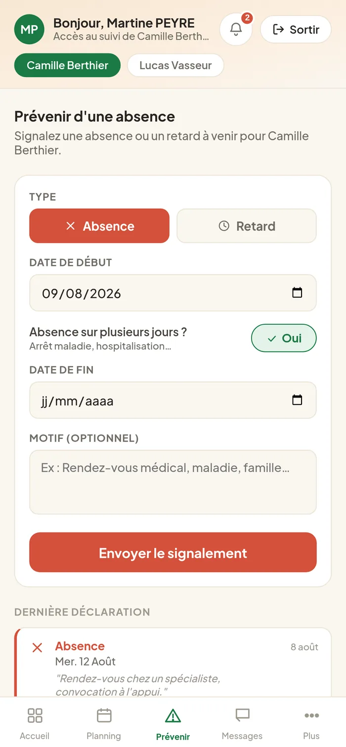 onglet Prévenir avec le sélecteur de type (Absence / Retard), le champ date, l'option «&nbsp;Absence sur plusieurs jours&nbsp;?&nbsp;» activée montrant le champ Date de fin, et le bouton Envoyer le signalement.